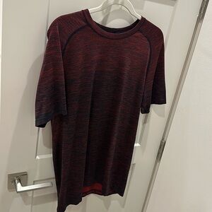 Lululemon men’s shirt